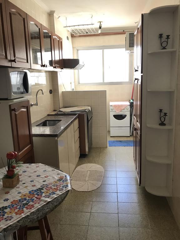 Apartamento Pitangueiras グァルジャー エクステリア 写真